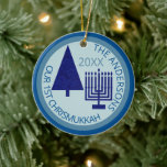 Ornamento De Cerâmica Feliz Marinho Interconfessional Fora 1 rua Chrismu<br><div class="desc">Personalize este adorável ornamento CHRISMUKKAH NOSSO 1RUA em marinho e azul pastel para um bem familiar gentil. Da simples árvore de Natal azul-marinho até o correspondente menorah Chanucá azul-marinho, este marinho escuro e um ornamento cerâmico azul claro comemorarão o seu primeiro feriado interreligioso combinado. Carregue sua foto no verso onde...</div>