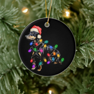 Ornamento De Cerâmica Feliz Natal Cachorro Enroscado em Luzes