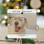 Ornamento De Cerâmica Feliz Natal 'Define Naughty'<br><div class="desc">Engraçado Pet Foto da cerâmica de Natal. Design apresenta uma fotografia do seu animal de estimação (cão,  gato,  coelho,  etc.),  o título 'Definir travo',  o nome e o ano. Todo texto é fácil de personalizar usando o modelo fornecido.</div>