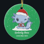 Ornamento De Cerâmica Feriado de inverno, Férias de inverno, um animal d<br><div class="desc">Enfeite de animação bonito para crianças e crianças. Perfeito para a primeira comemoração de Natal com a família. Você pode personalizar o texto para qualquer ocasião.</div>