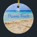 Ornamento De Cerâmica Férias em Miami Beach, família personalizada, Nata<br><div class="desc">Uma bela lembrança personalizável de Miami Trip. Personalização: Alterar Legenda e ano para torná-la exclusiva.</div>
