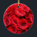Ornamento De Cerâmica Flores florais vermelhas Elegante Jardim Rosa verm<br><div class="desc">Uma design romântica com um buquê elegante de rosas vermelhas.</div>
