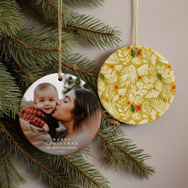 Ornamento De Cerâmica Foto Botânica Festiva Amarela (Yellow festive botanical watercolor ornament featuring personalized names and photo.)