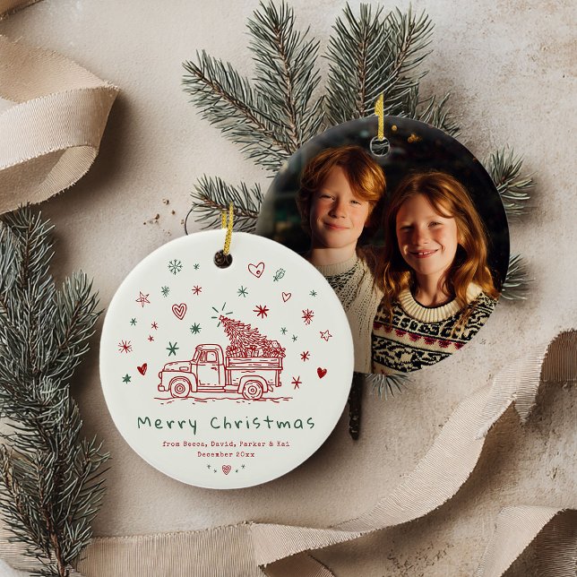 Ornamento De Cerâmica Foto Da Família De Caminhões Retro Natal Whimsical (Criador carregado)