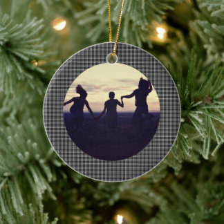 Ornamento De Cerâmica Foto da Família de Xadrez Preto Alegre Tudo