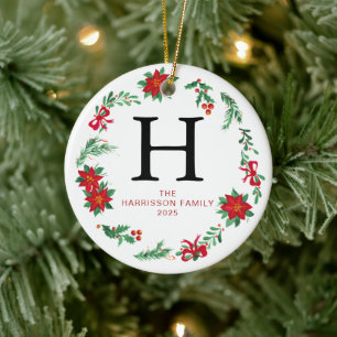 Ornamento De Cerâmica Foto da família Floral Christmas Wreath Monogramme