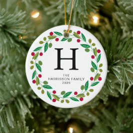 Ornamento De Cerâmica Foto da família Floral Christmas Wreath Monogramme