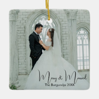 Ornamento De Cerâmica Foto de Casamento de Natal de 1rua e feliz casada
