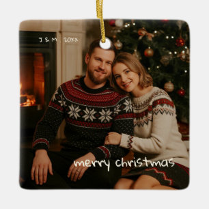 Ornamento De Cerâmica Foto de Natal de Red Doodle Whimsical casado
