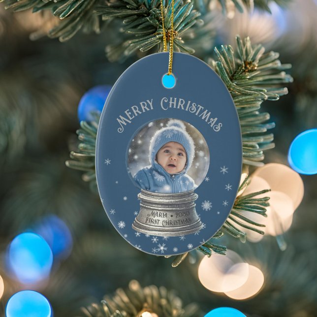 Ornamento De Cerâmica Foto do Floco de Neve Azul (blue snowglobe  snowflake ornament)