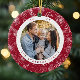 Ornamento De Cerâmica Foto legante de Poinsettias e Pinecones Burgundy