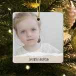 Ornamento De Cerâmica Foto minimalista moderna e texto personalizado ros<br><div class="desc">Foto minimalista moderna e texto personalizado rosa</div>