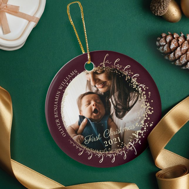 Ornamento De Cerâmica Foto personalizada do bebê no primeiro Natal Fa La (Baby's First Christmas Fa La La Custom Baby Photo Ceramic Ornament)
