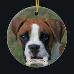 Ornamento De Cerâmica Foto personalizada do cão Boxer<br><div class="desc">Foto personalizada de cão Boxer com osso e desenho tipográfico. Texto,  só na frente,  pronto para ser personalizado. Ideal para todos!</div>