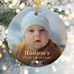 Ornamento De Cerâmica Foto simples do primeiro bebê de Natal<br><div class="desc">Simple My First Christmas Baby Photo Cerâmica Ornament é um ornamento de Natal moderno para na moda,  com o nome do bebê representado em tipografia clássica,  em branco,  sobre a sua fotografia do tamanho do cheio.</div>