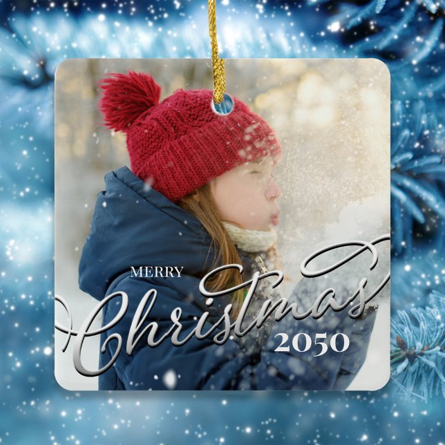 Ornamento De Cerâmica Foto simples Modelo de Natal feliz (Merry Christmas silver calligraphy script photo square ceramic ornamentation.)