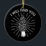 Ornamento De Cerâmica Funny Morel Mushroom caçando ao ar livre no verão<br><div class="desc">Engraçado Morel Mushroom Caçando Fora da Equipe de Combate de Verão. Presente perfeito para seu pai, mãe, pai, homens, mulheres, amigos e familiares no Dia de Ação de Graças, Dia de Natal, Dia de as mães, Dia de os pais, 4 de julho de 1776 Dia Independente, Dia dos Veteranos, Dia...</div>