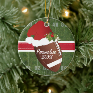 Ornamento De Cerâmica Futebol de Natal - Campo de futebol Santa Hat