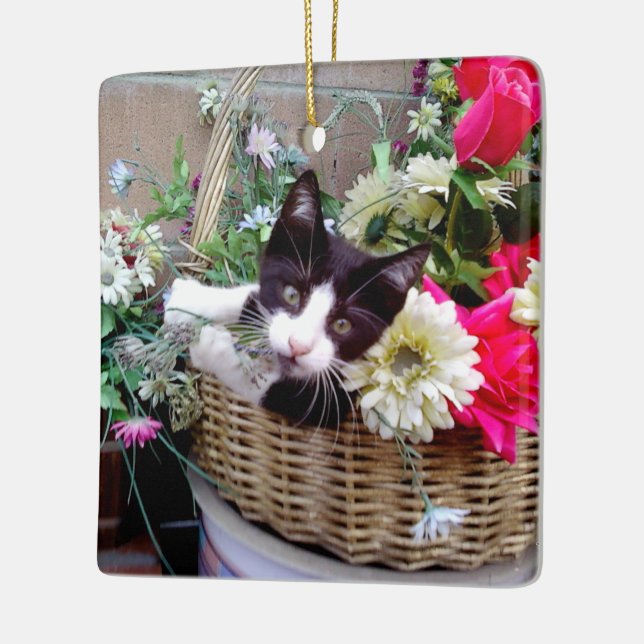 Ornamento De Cerâmica Gatinho em uma Cesta (Esquerda)