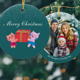 Ornamento De Cerâmica Gatos festivos com caixa de presentes verde escuro