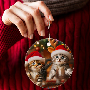 Ornamento De Cerâmica Gatos fofos com Papai Noel e chapéus de rena