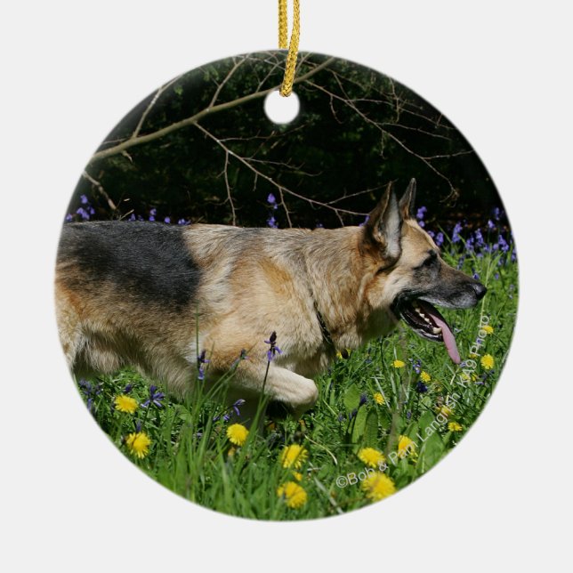Ornamento De Cerâmica German shepherd em flores amarelas (Frente)