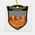 Ornamento De Cerâmica Goblin Valley State Park Utah Vintage<br><div class="desc">Goblin Valley State Park trabalho de arte design. O parque apresenta milhares de hoodoos,  chamados localmente de goblins,  que são formações de pináculos rochosos em forma de cogumelo,  alguns tão altos quanto vários metros.</div>