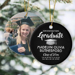 Ornamento De Cerâmica Graduação de Fotos Gradua Preto e Branco Moderno<br><div class="desc">Comemore a conquista do formando com um Enfeites de natal personalizado de graduação em branco e preto fotográfico. Imagem e todo texto são simples de personalizar. Inclua qualquer citação inspiracional favorita, ditado motivacional, nome e grau da escola, parabéns, obrigados, mãe e pai, ou outra mensagem de sua escolha. PARA MUDAR...</div>