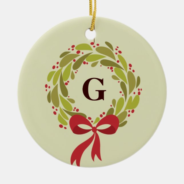 Ornamento De Cerâmica Grinalda Monogrammed - nosso primeiro Natal (Frente)