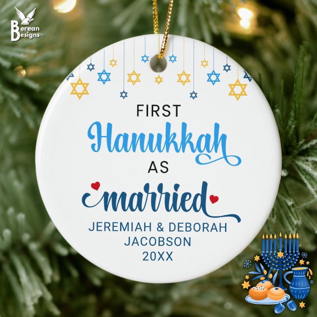 ORNAMENTO DE CERÂMICA HANUKKAH CASADO PELA PRIMEIRA VEZ (Stylish FIRST HANUKKAH AS MARRIED ornament for Jewish newlyweds. Great Mr & Mrs gift for couple)