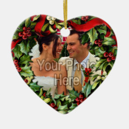 Ornamento De Cerâmica Holly Wreath Heart Foto Personalizada Ornament