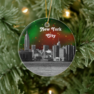 Ornamento De Cerâmica Horizonte de NYC Gravado ESB Vermelho e Verde Estr