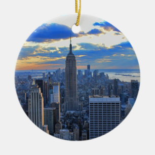 Ornamento De Cerâmica Horizonte de NYC no final da tarde enquanto o pôr