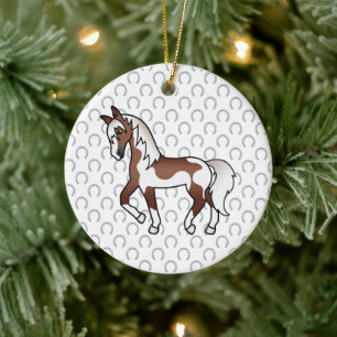 Ornamento De Cerâmica Ilustração de Cartoon de Cavalo de Trote Castanho