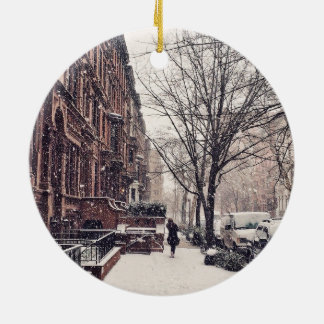 Ornamento De Cerâmica Inverno no lado oeste superior