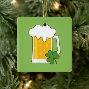Ornamento De Cerâmica Irish Beer Mug com Shamrock Clover