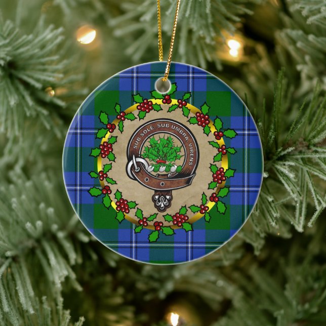 Ornamento De Cerâmica Irvine Clan Crachá & Tartan Personalizado Natal (Árvore)