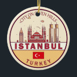 Ornamento De Cerâmica Istambul Turquia Cidade Skyline Emblem<br><div class="desc">Design de arte colorida e minimalista de Istambul,  com monumentos e marcos da cidade na Turquia.</div>