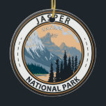 Ornamento De Cerâmica Jasper National Park Canada Viagem Vintage Crachá<br><div class="desc">Design de arte vetorial do Parque Nacional de Jasper. O Parque é o maior parque nacional dentro das Montanhas Rochosas de Alberta.</div>
