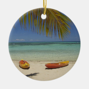 Ornamento De Cerâmica Kayaks na praia, estância de Plantation Island