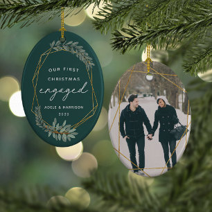 Ornamento De Cerâmica Laurel Leaf First Engaged Christmas Photo