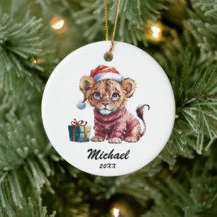 Ornamento De Cerâmica Leãozinho de Natal personalizado com chapéu de Pap
