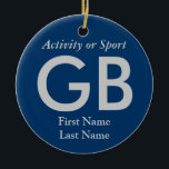 Ornamento De Cerâmica Letra de Variação de Faculdade ou Segundo grau Kee<br><div class="desc">Clique em "personalizar" para personalizar este presente com seu próprio plano de fundo e esquemas de cor de fonte.</div>