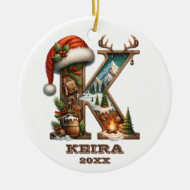Ornamento De Cerâmica Letra russa "K" decorada com uma cena de Natal