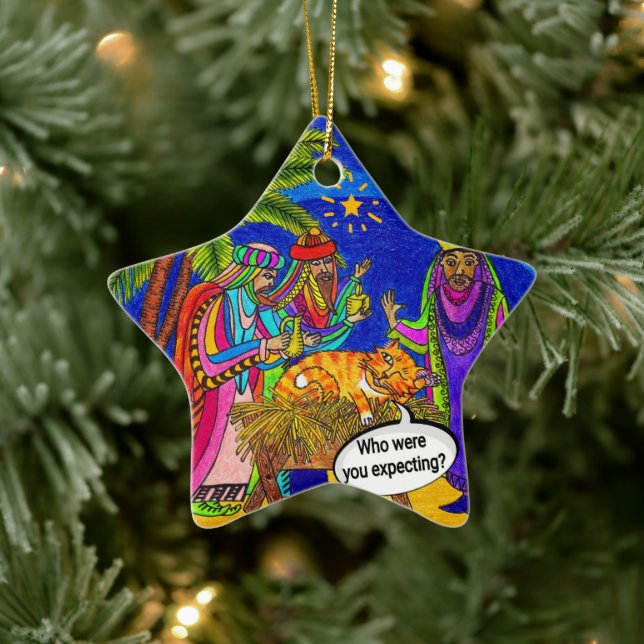 Ornamento De Cerâmica Longe em um Manger (Árvore)