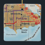 Ornamento De Cerâmica Mapa do Fort Erie Ontario<br><div class="desc">Fort Erie Ontário Enfeites de natal com design de mapa de estrada pintado.</div>