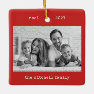 Ornamento De Cerâmica Máquina Vermelha Duas fotos e texto simples