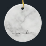 Ornamento De Cerâmica Marble Branco de Nome Personalizado de Script Mode<br><div class="desc">Nome Personalizado do Script Moderno Gift Branco com nome personalizado no estilo de fonte do script moderno da cinza em fundo de mármore branco.</div>