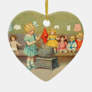 Ornamento De Cerâmica Menina do vintage que joga com bonecas