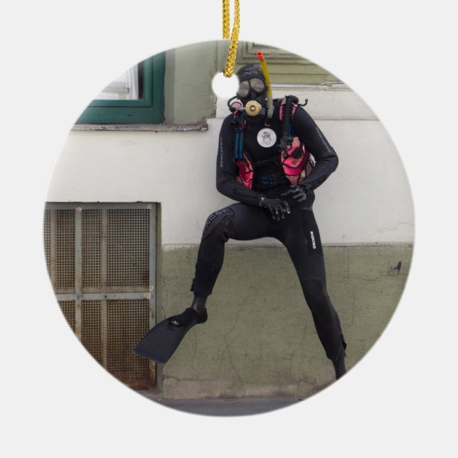 Ornamento De Cerâmica Mergulhador Seco (Frente)